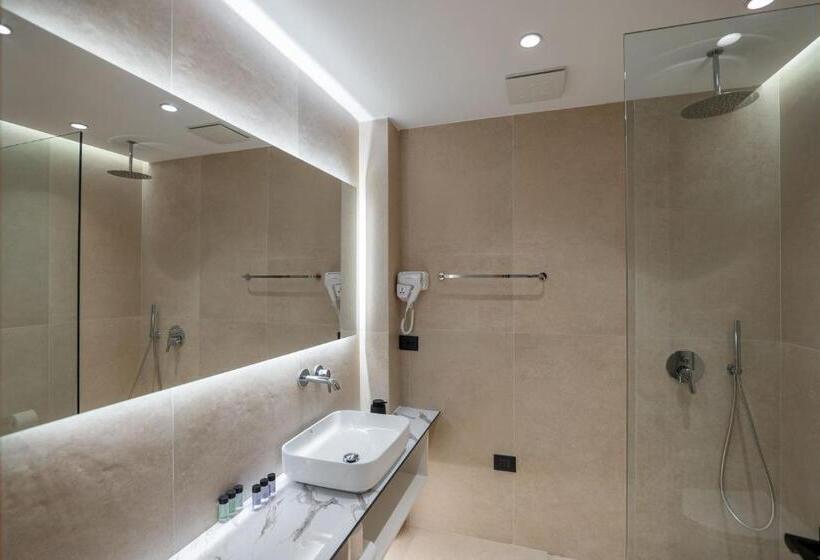 هتل Austin Boutique