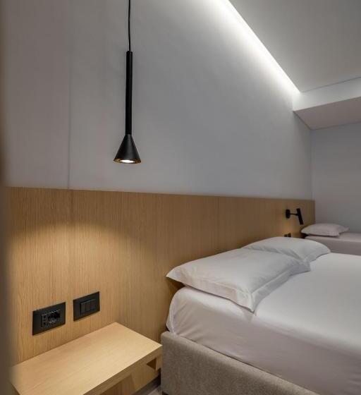 هتل Austin Boutique