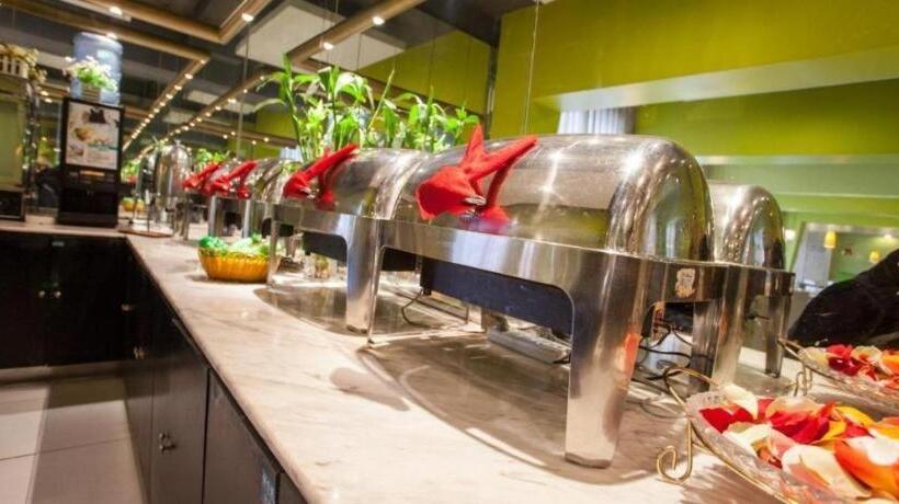 בית מלון כפרי Jinjiang Inn Chendu Taikoo Li Dongfeng Bridge