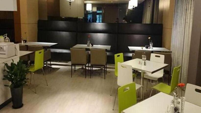 Hotel Jinjiang Inn Shanghai International Tourism And Resorts Zone Zhoupu Zhouzhu Highway Branch