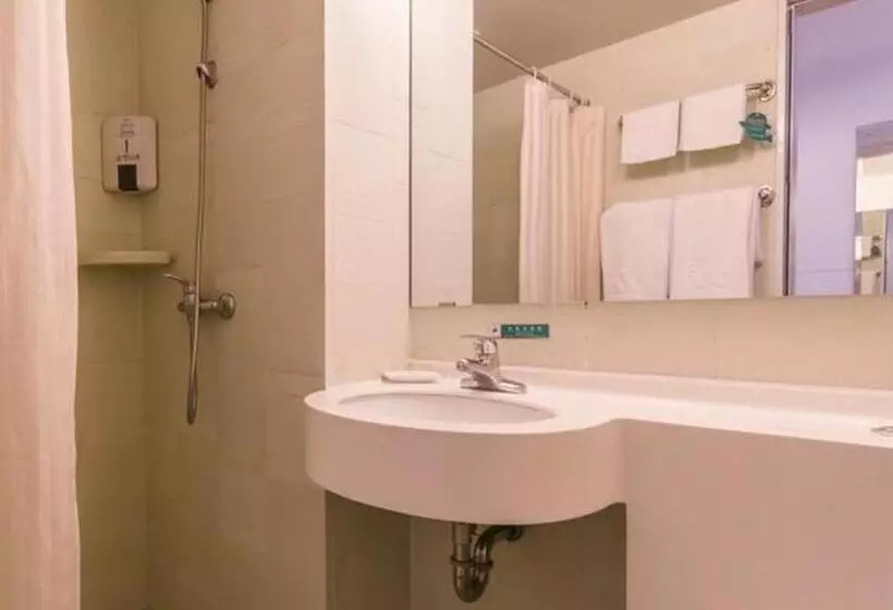 هتل Jinjiang Inn Xi An Huimin Street Zhonglou Metro Station