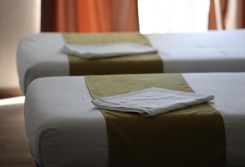 فندق Stani I Hoxhes