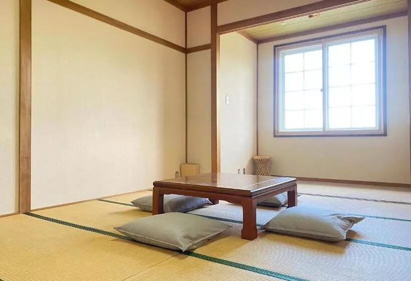 ロッジ三笠 Lodge Mikasa