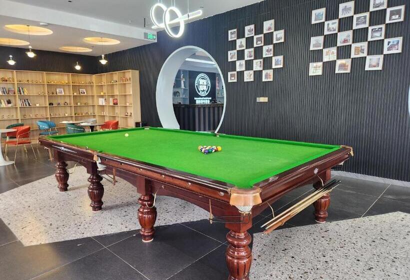 Albergue 伊宁背包拾年青年旅舍