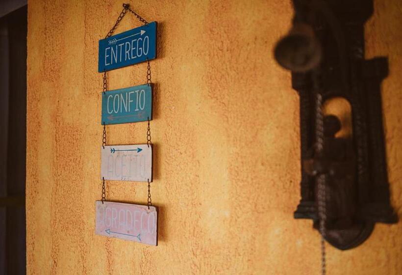 Hostel Pousada Recanto Do Sabiá