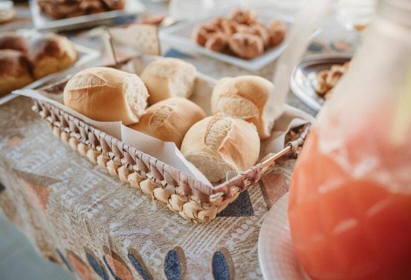 Hostel Pousada Recanto Do Sabiá