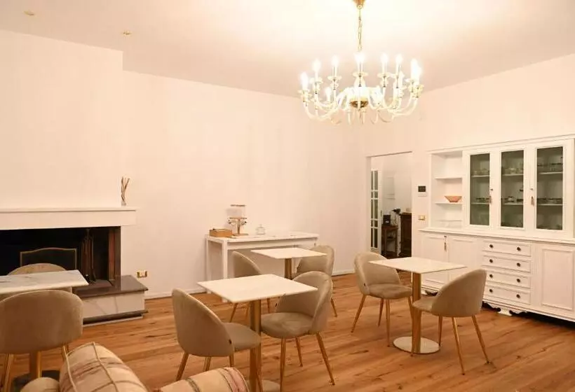 Aamiaismajoitus (B&B) Casa Feremi