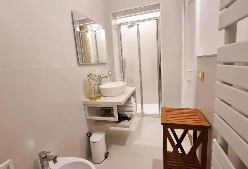 Aamiaismajoitus (B&B) Casa Feremi