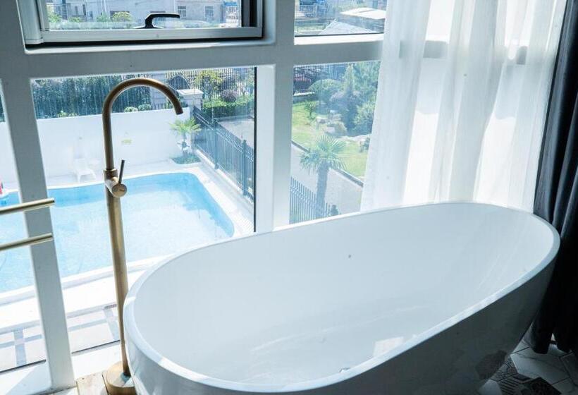 مبيت وإفطار 上海丽芸精品民宿 Irene S House