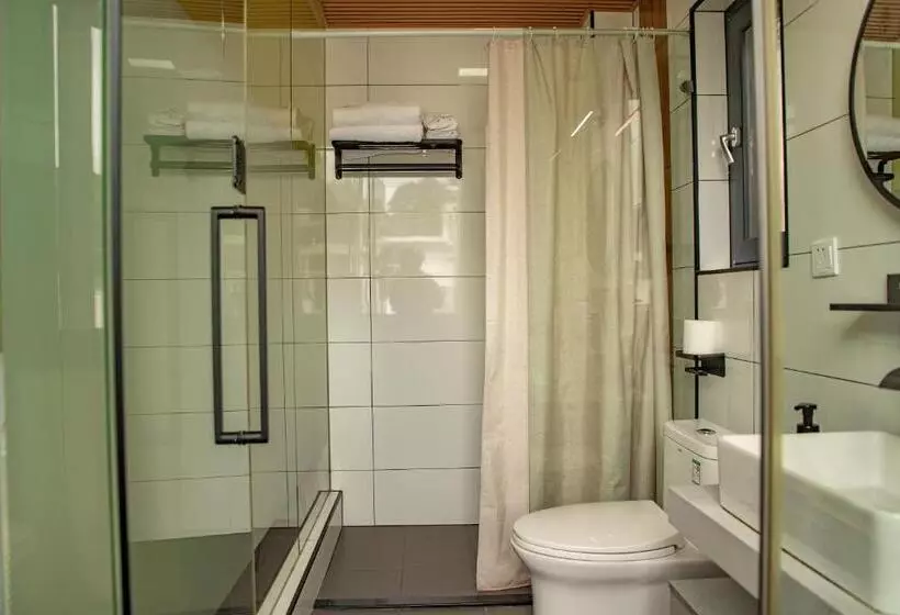 ベッドアンドブレックファースト Nature Cure Village Lodge 婺源自在舍民宿