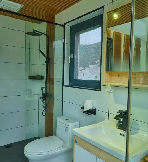 ベッドアンドブレックファースト Nature Cure Village Lodge 婺源自在舍民宿