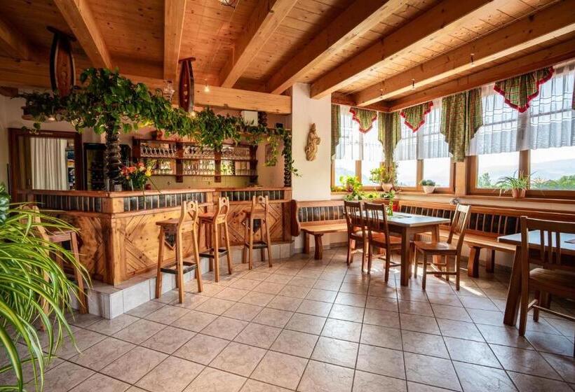 مبيت وإفطار Weingut Juritsch