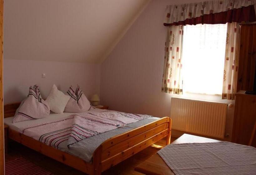 مبيت وإفطار Weingut Juritsch