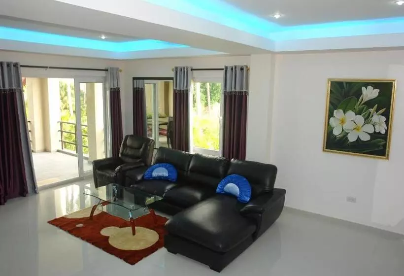 Blue Haven Bay Villa And Resort Apartments