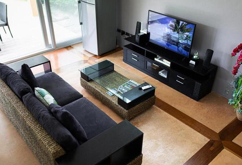 Blue Haven Bay Villa And Resort Apartments