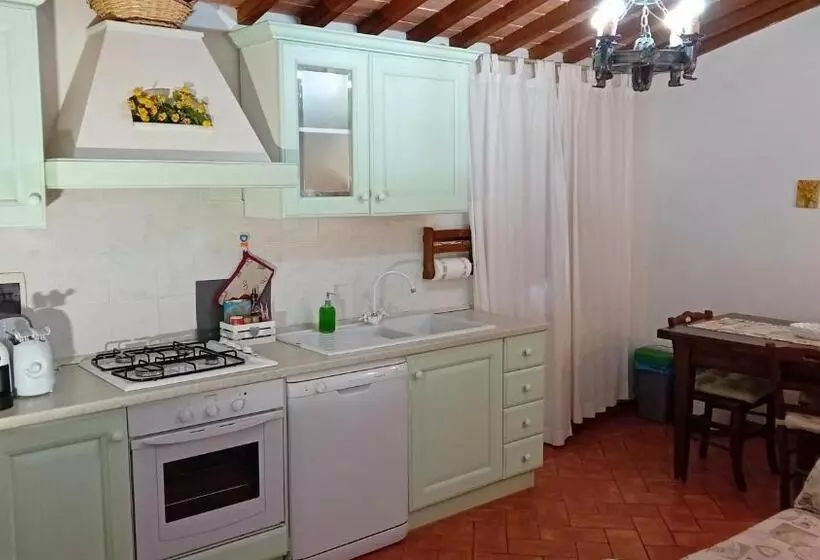 هتل Agriturismo Il Mandorlo