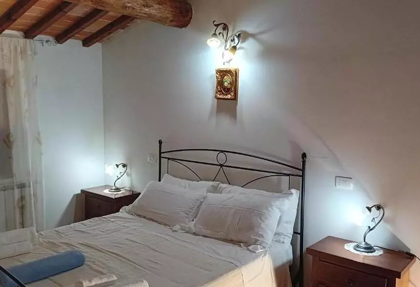 هتل Agriturismo Il Mandorlo
