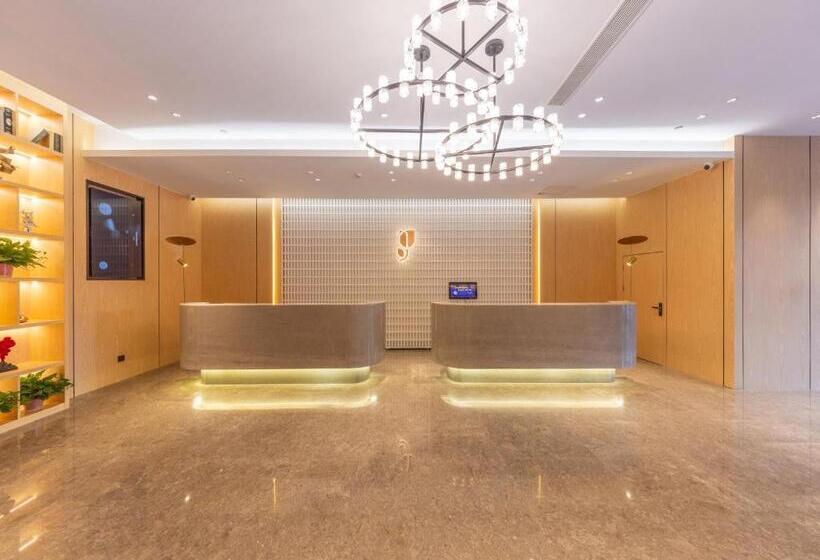 فندق Country Inn & Suite By Radisson, Lanzhou Lanzhou First Hospital Wulipu