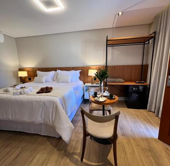 호텔 Pousada Maple Monte Verde