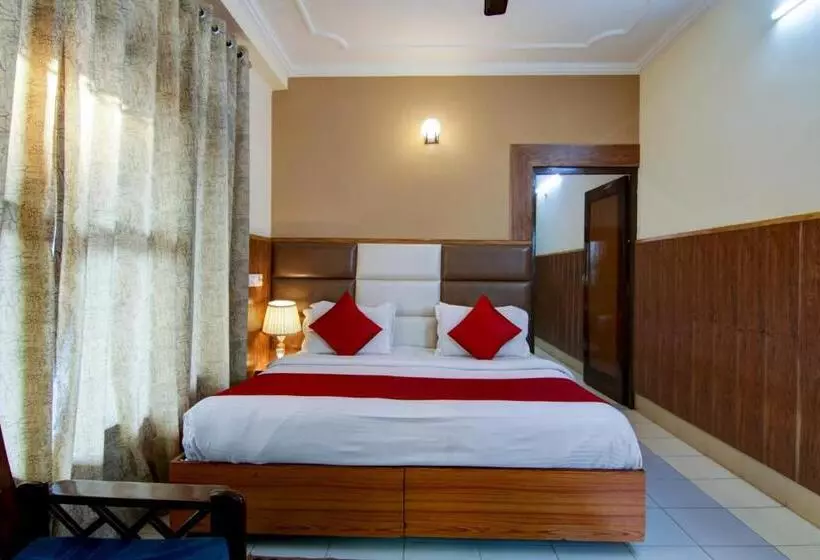 ホテル Varuni Plaza Mcleoad Ganj !! Top Rated & Most Awarded Property In Mcleoad Ganj