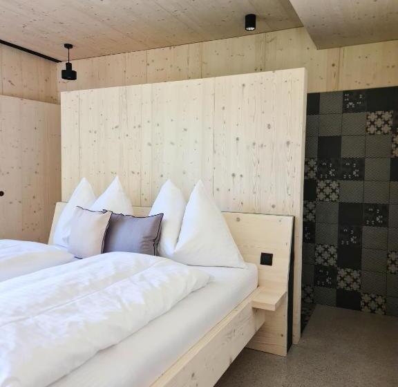 Hotelli Zimmerei Mit Frühstück