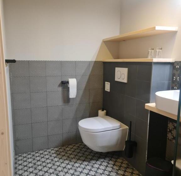 Hotelli Zimmerei Mit Frühstück