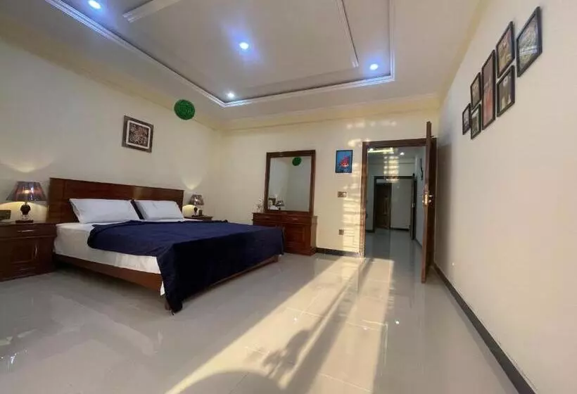 پانسیون Crown Inn Apartments