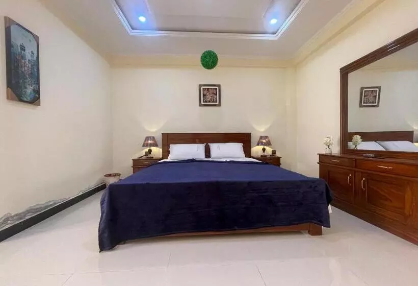 پانسیون Crown Inn Apartments