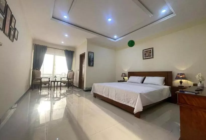 پانسیون Crown Inn Apartments