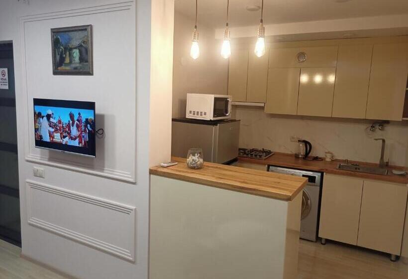 پانسیون Enea Boutique Apartment