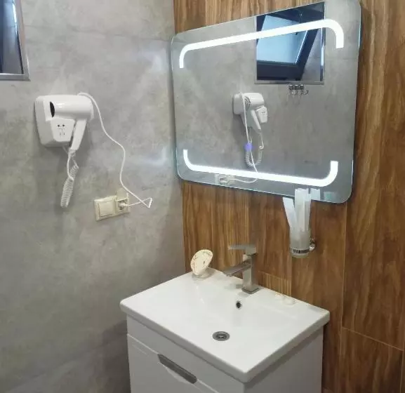 پانسیون Enea Boutique Apartment
