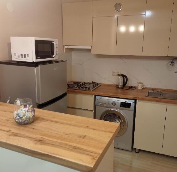 پانسیون Enea Boutique Apartment