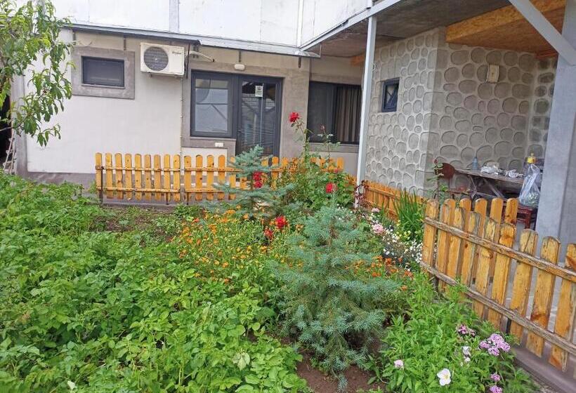 پانسیون Enea Boutique Apartment