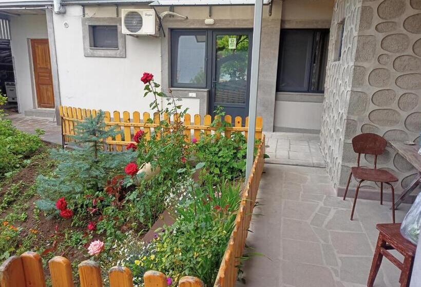 پانسیون Enea Boutique Apartment