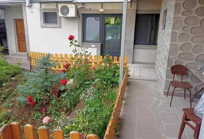 پانسیون Enea Boutique Apartment