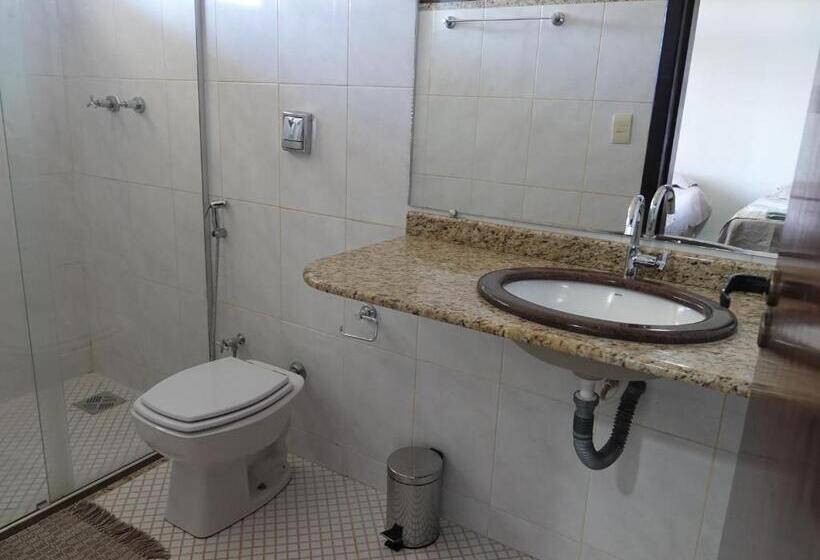 پانسیون Pousada Solar Dos Pássaros