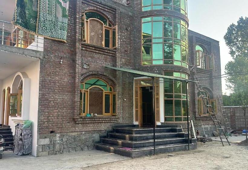 ペンション Serene Stay Guest House