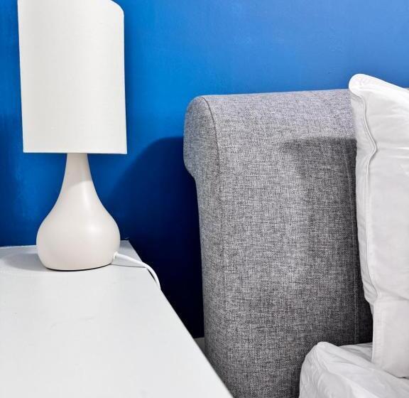 ペンション Stay In Ashford, Heathrow