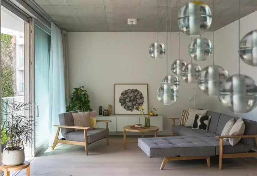 Wilmina Suites