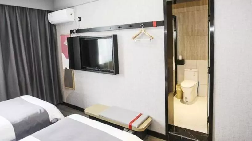 Chengke Hotel Shandong Jinan Zhangqiu District Zhangqiu Railway Station Yiwu Market