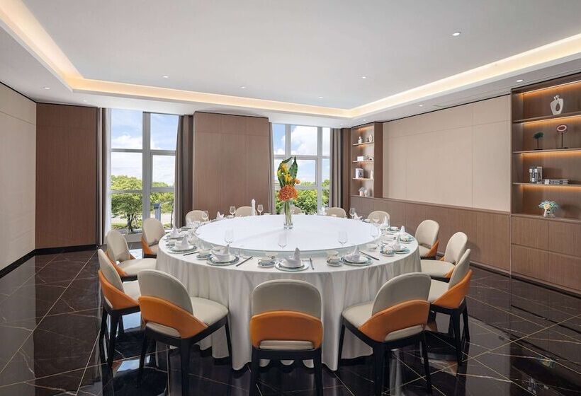 Days Hotel By Wyndham Chengdu Wenjiang