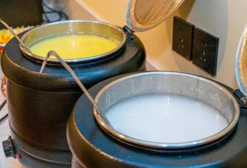 Hotelli City Comfort Inn Zhangzhou Wanda Plaza