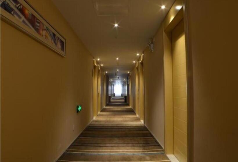 호텔 City Comfort Inn Zhengzhou Railway Station Erqi Square