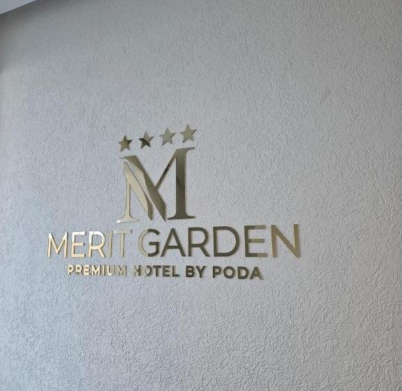 هتل Merit Garden