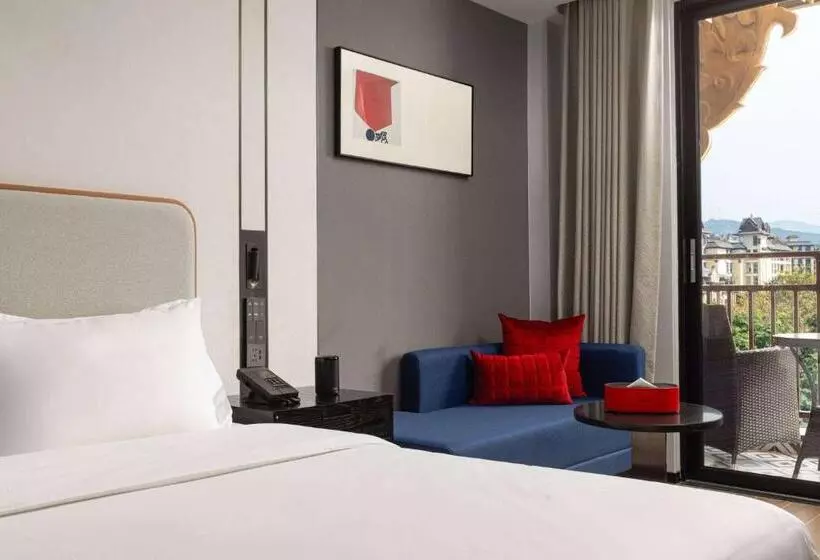 هتل Ramada By Wyndham Xishuangbanna Jinghong