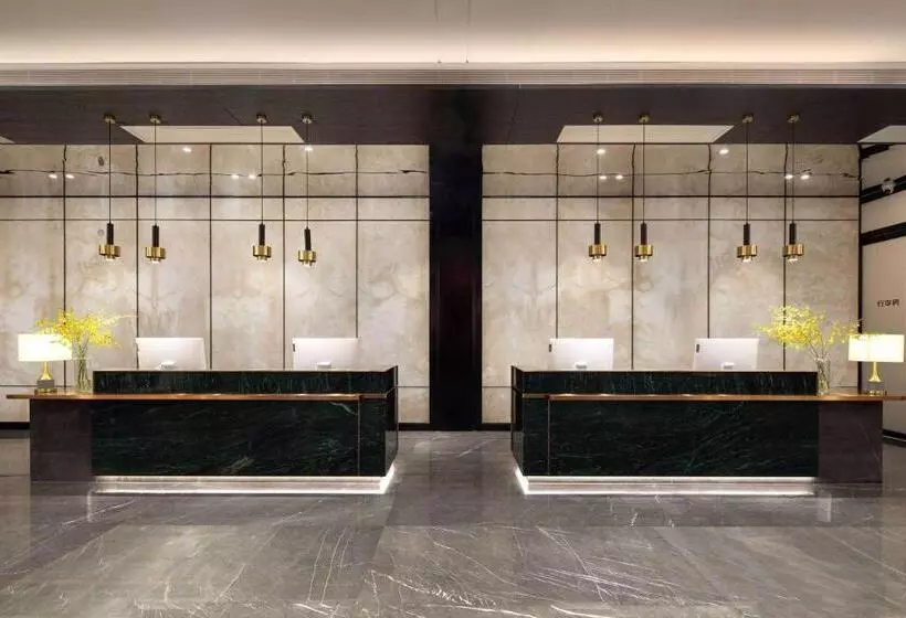 هتل Ramada By Wyndham Xishuangbanna Jinghong