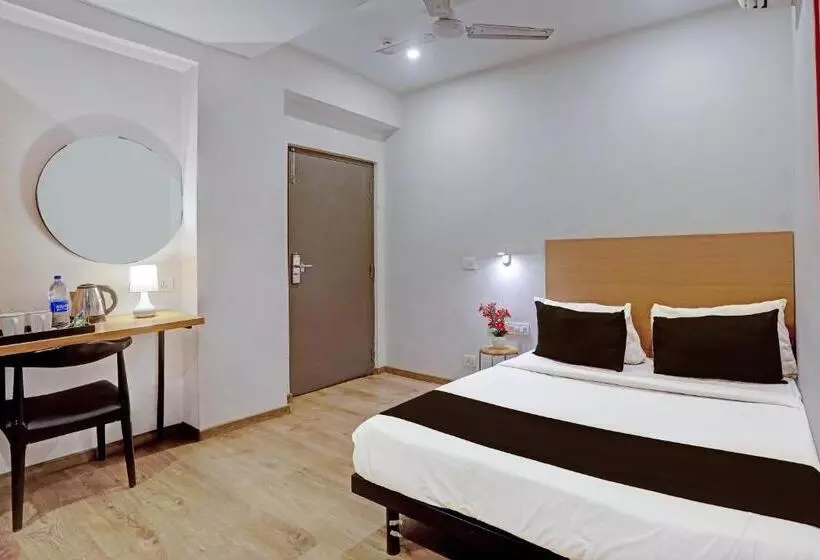 Hotelli Super Townhouse Gangothri