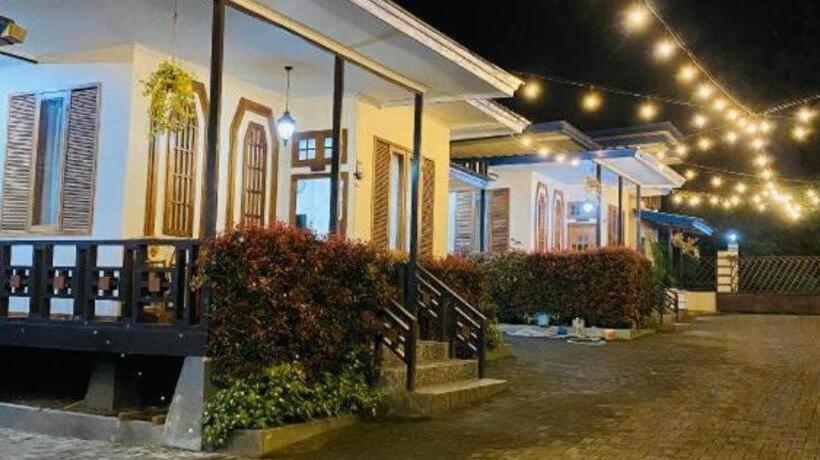 Otel Villa Mutiara Hitam Situ Cileunca Pangalengan