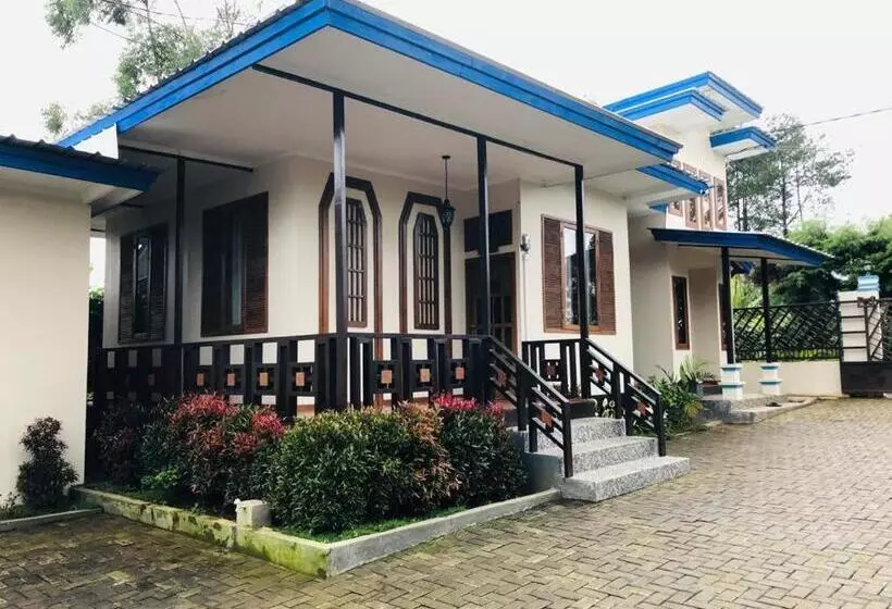 Hotelli Villa Mutiara Hitam Situ Cileunca Pangalengan