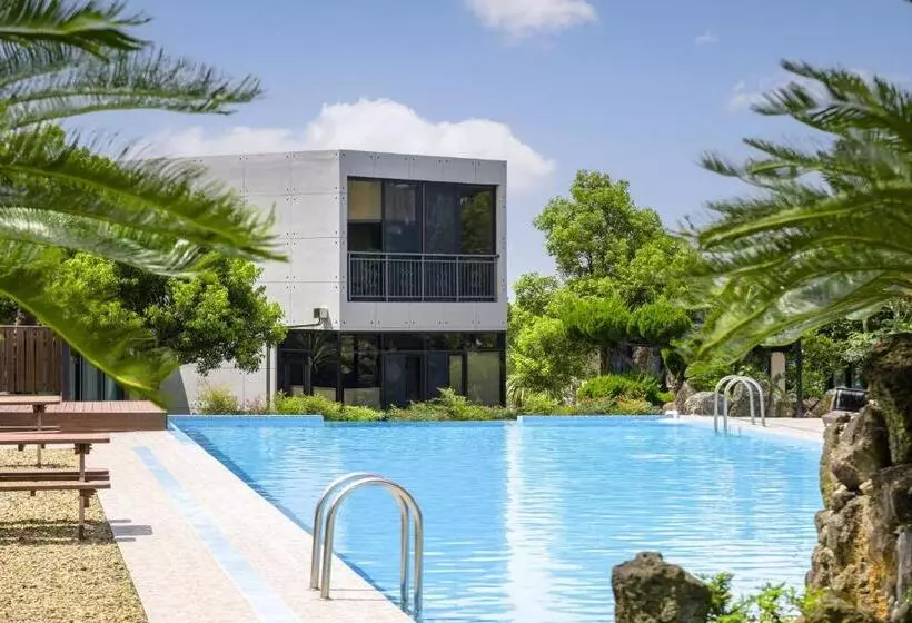 Jeju Aewol Hongsland Pension